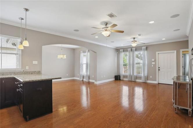 1525 GARDENA Drive