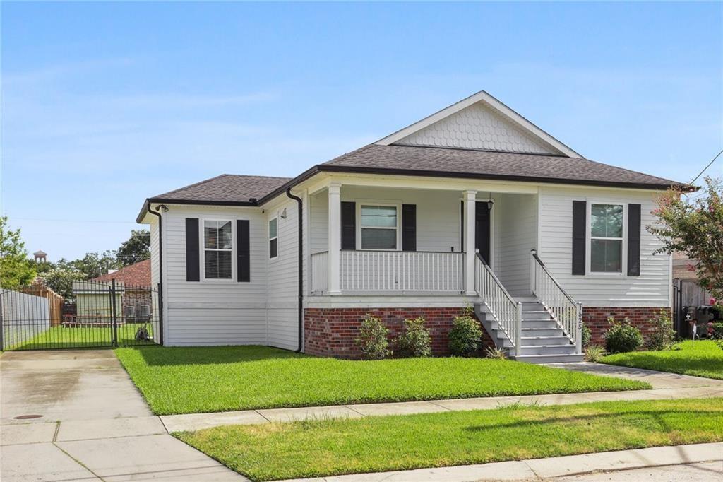 1525 GARDENA Drive