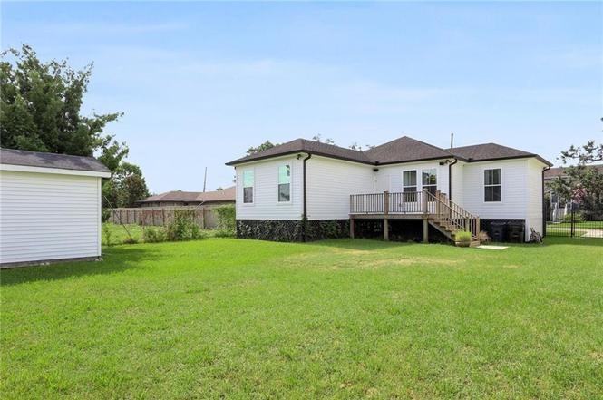 1525 GARDENA Drive