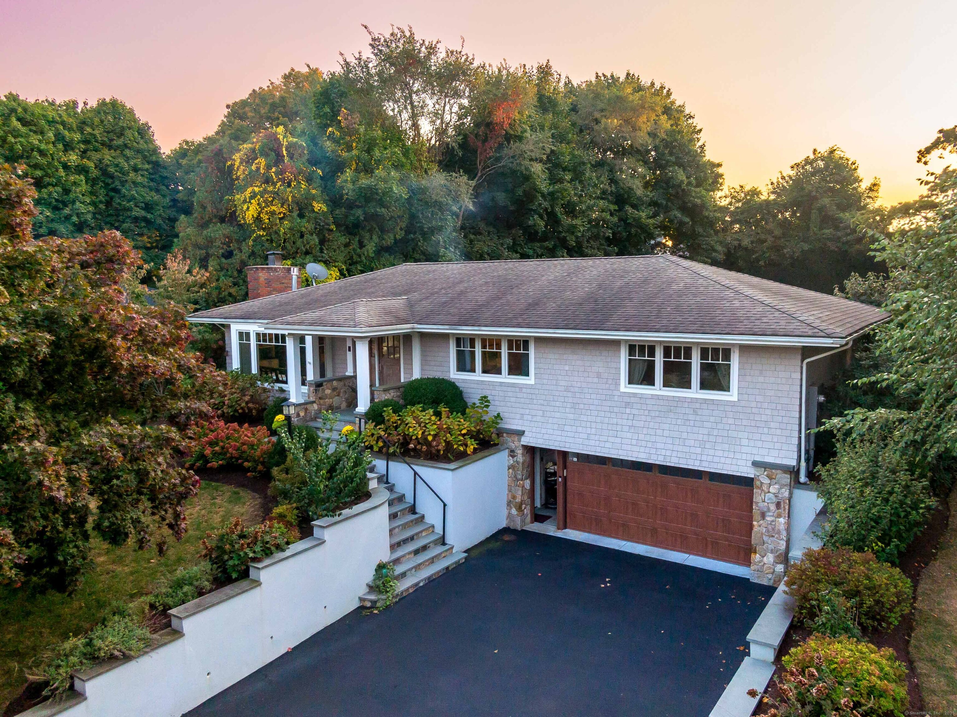 9 Schiller Road