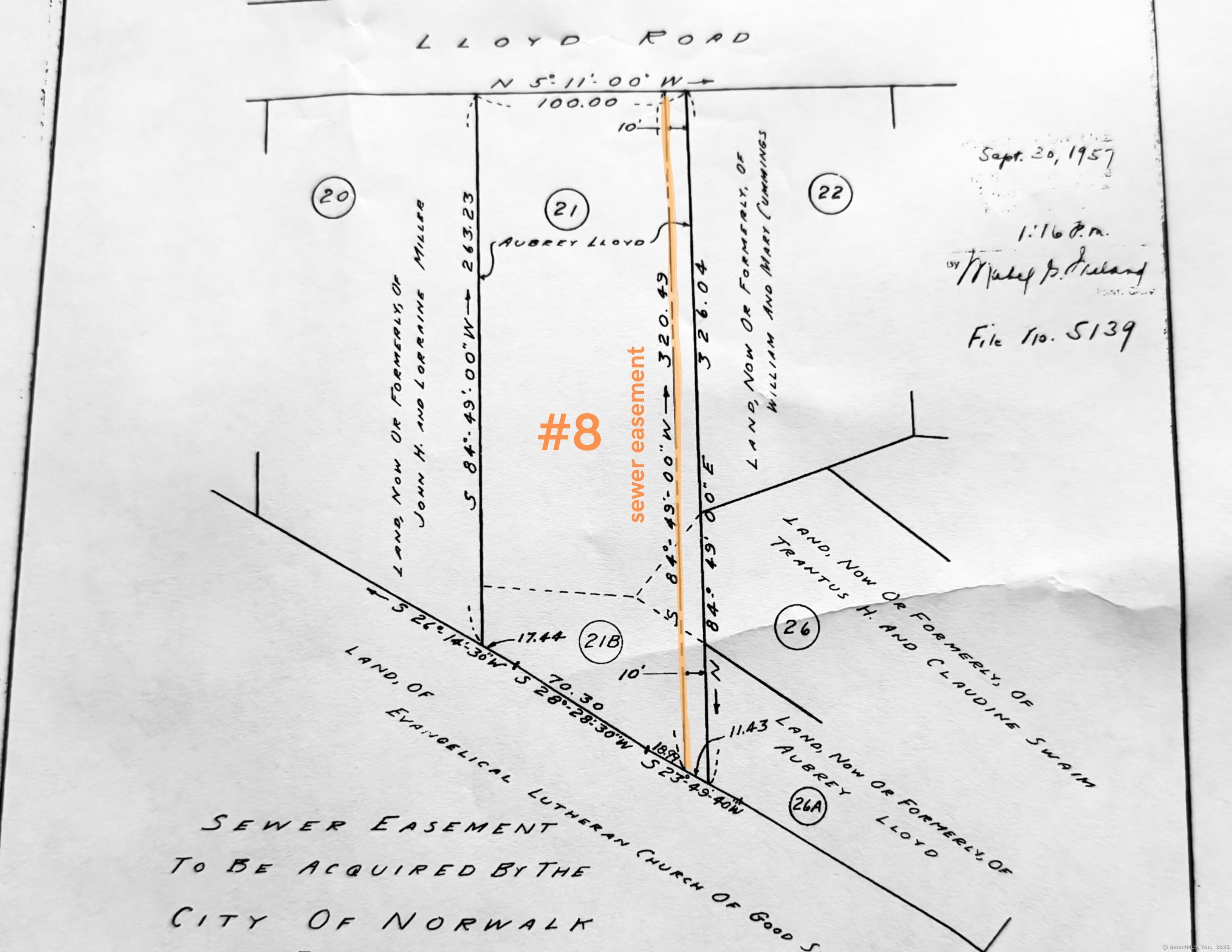 8 Lloyd Road