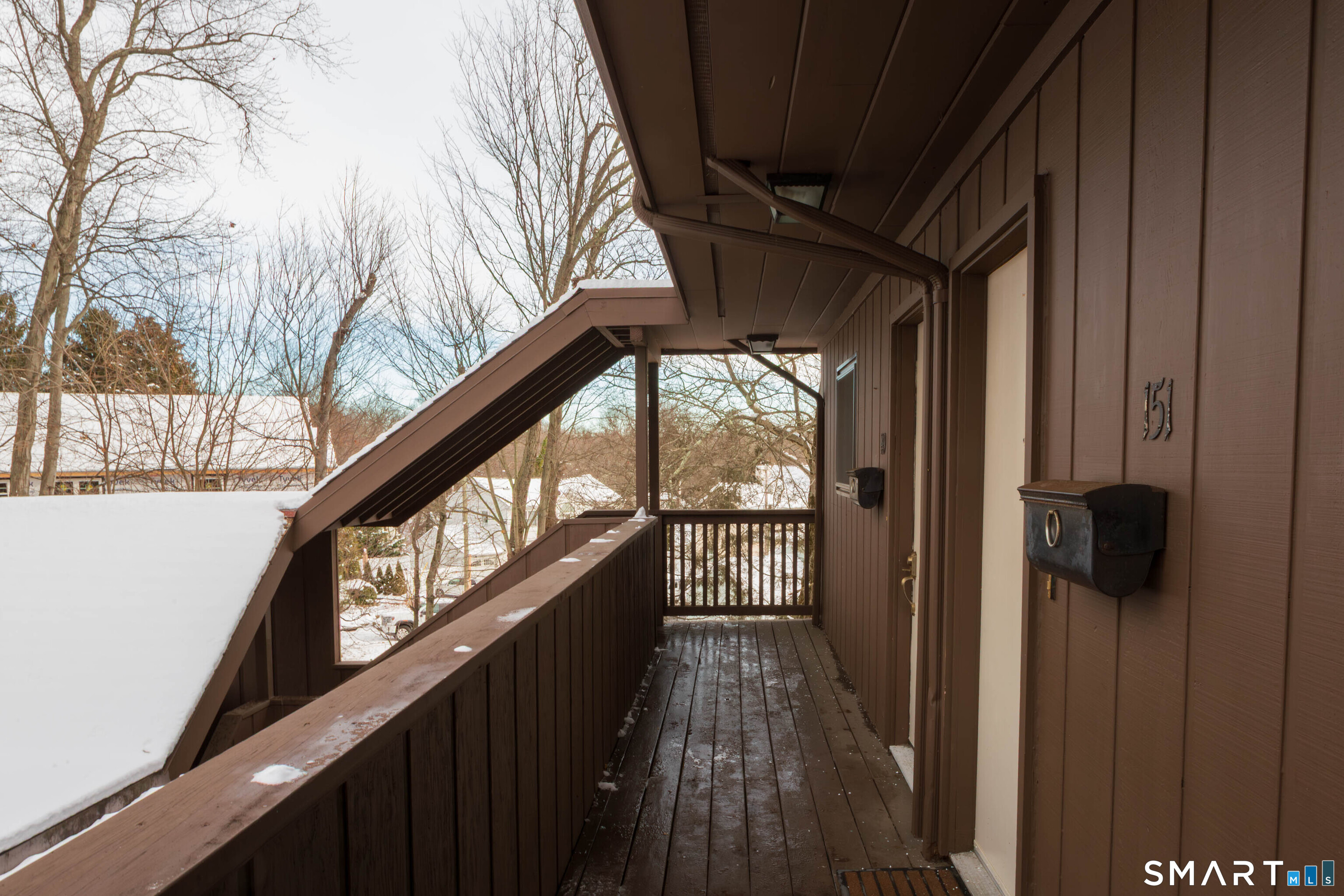151 Knapps Highway