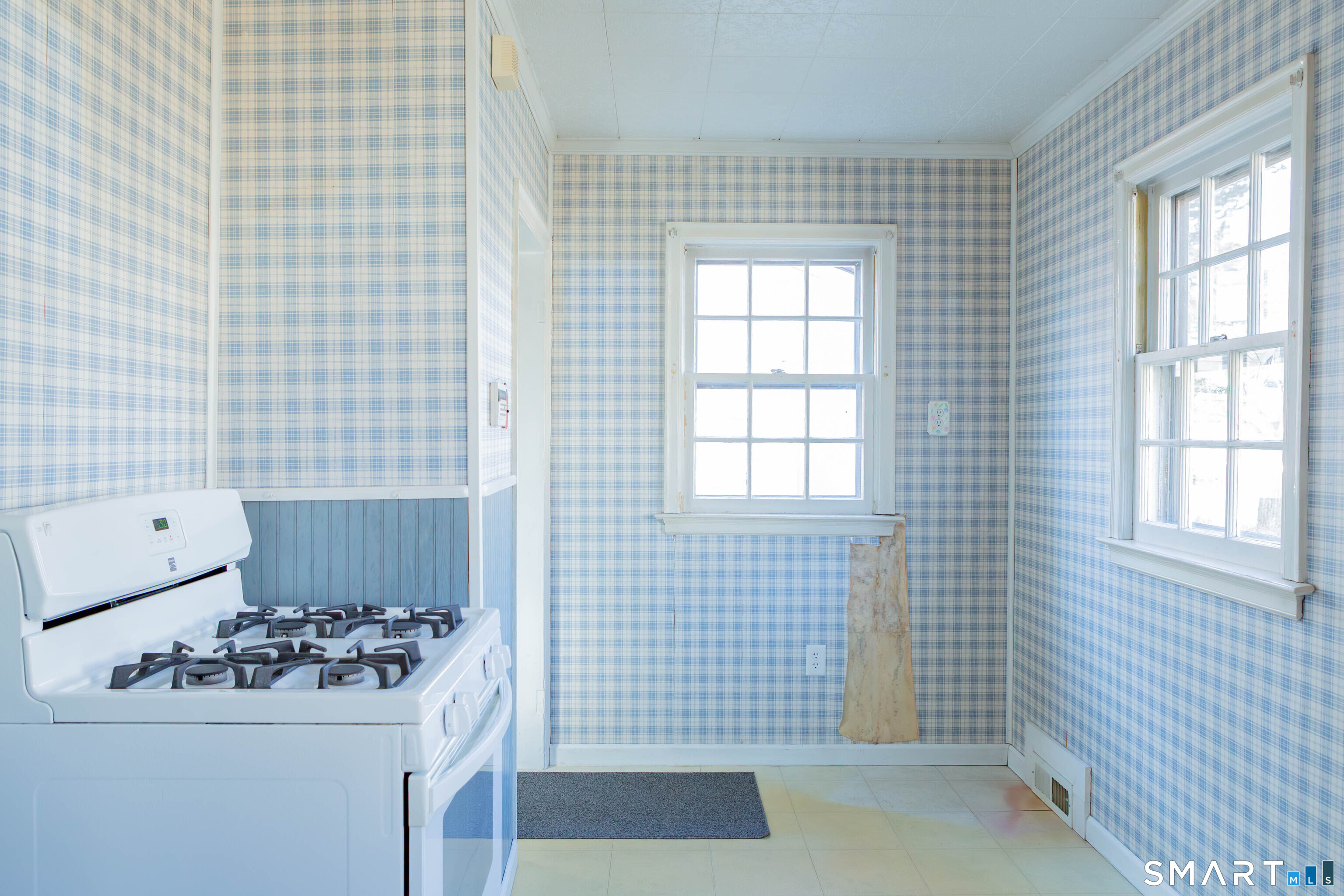 496 Burnsford Avenue