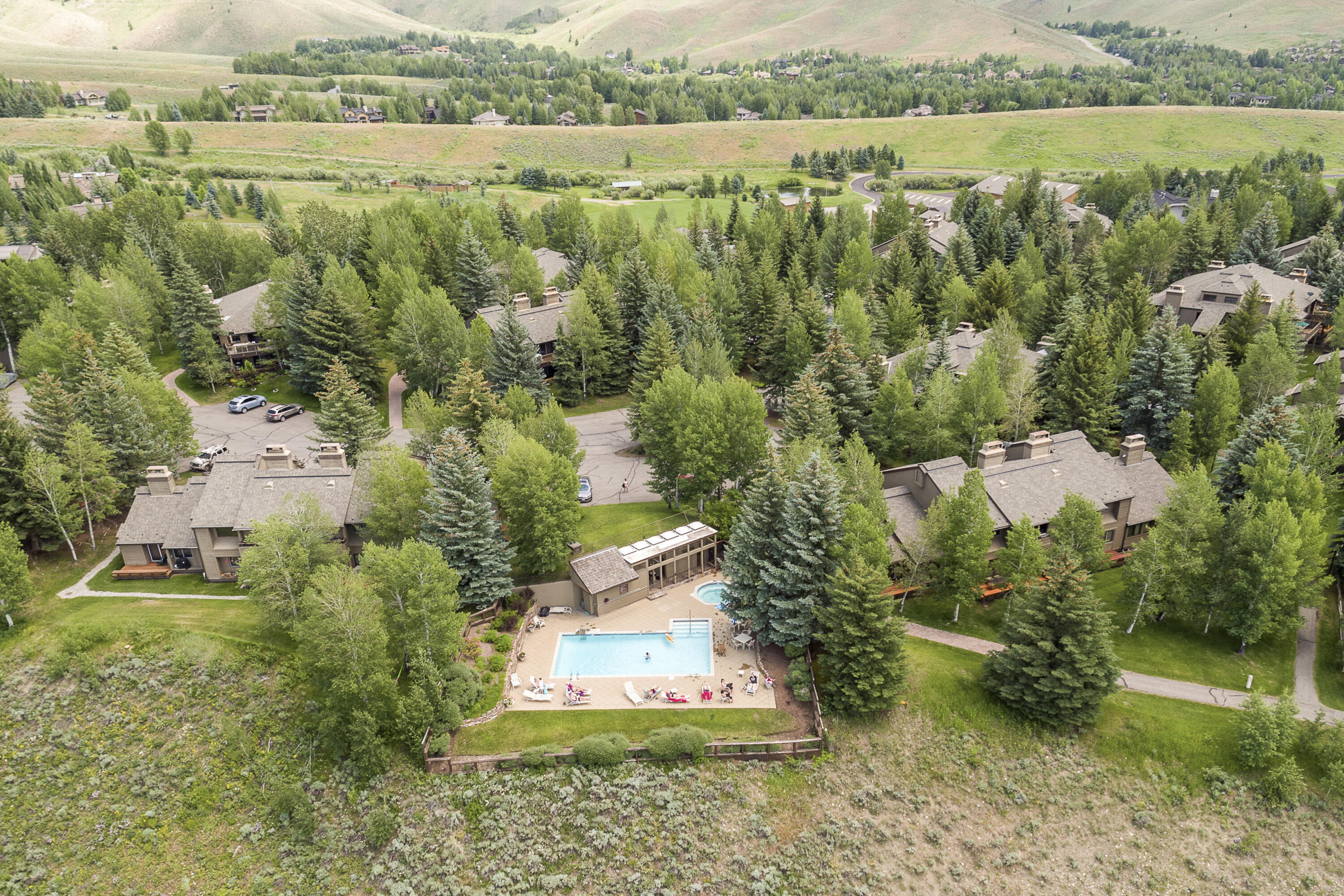 4110 BLUFF CONDO Dr