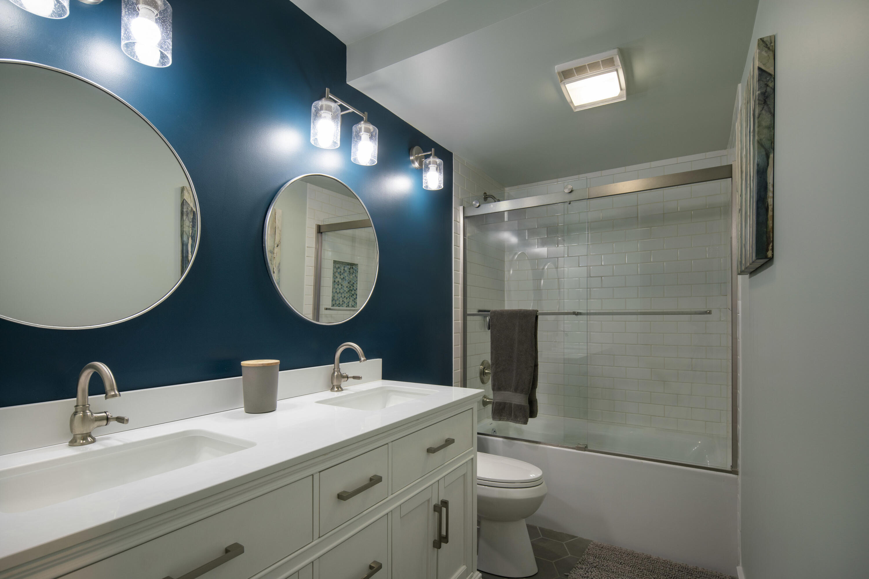 4110 BLUFF CONDO Dr