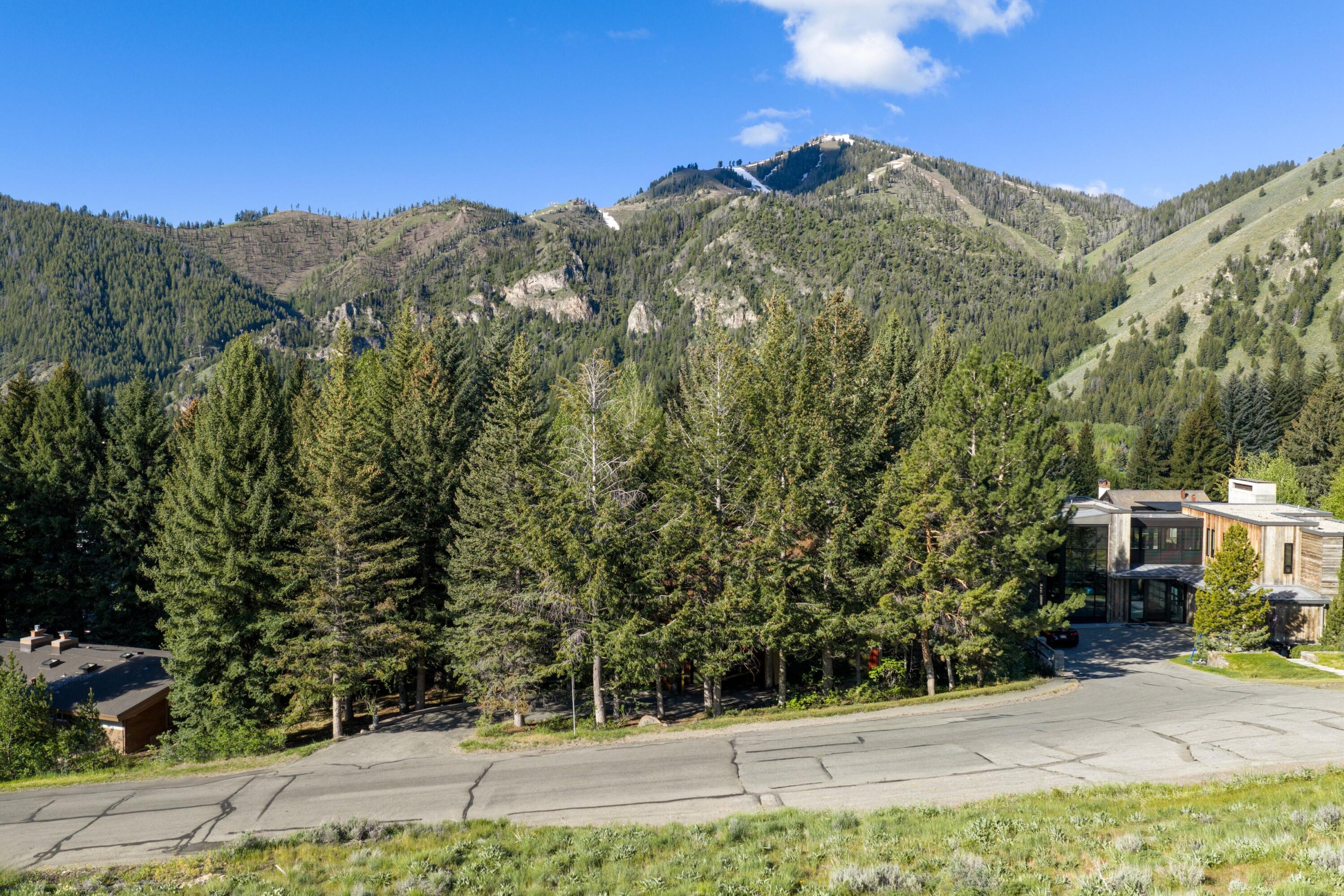 TBD Walnut Ave, Lot 4