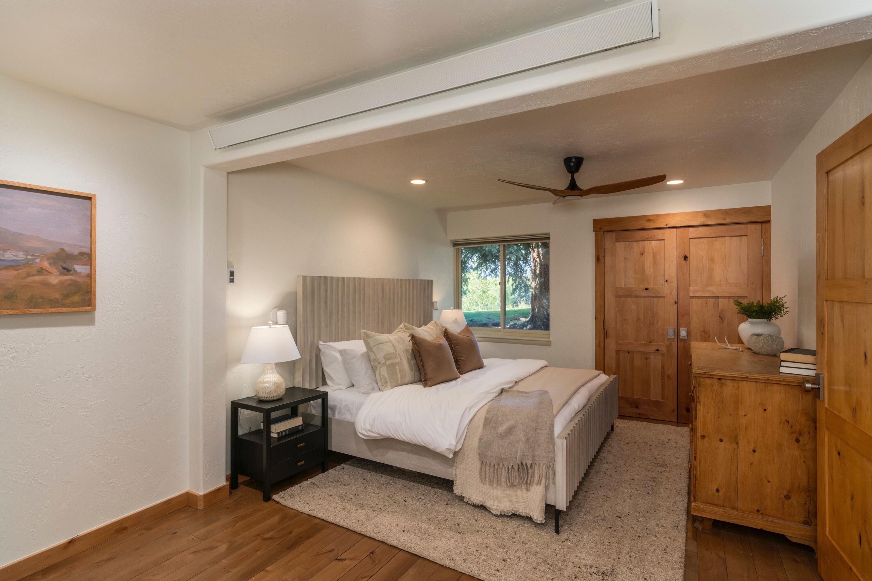 4007/4008 Bluff Condo Dr