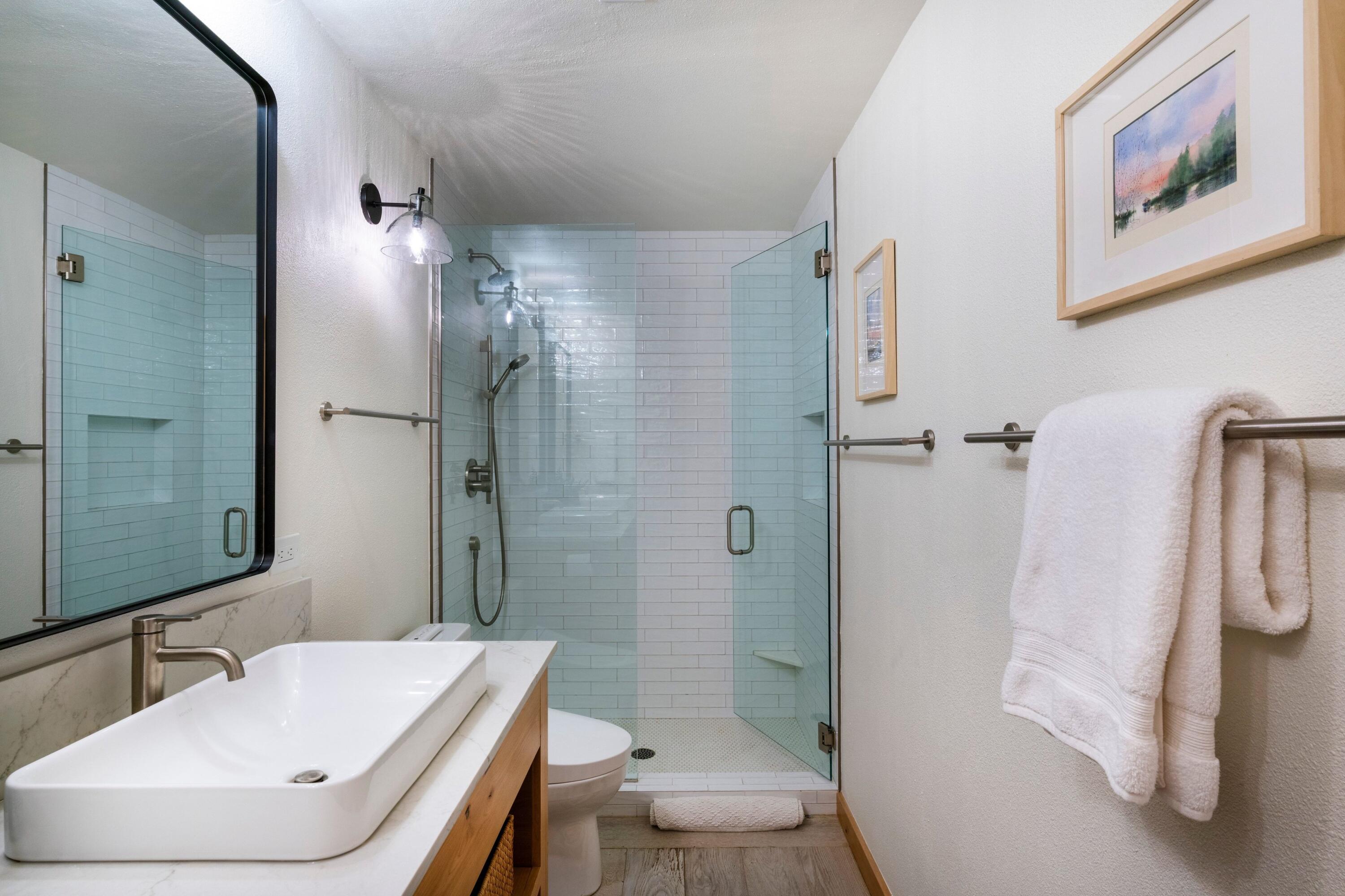 4007/4008 Bluff Condo Dr