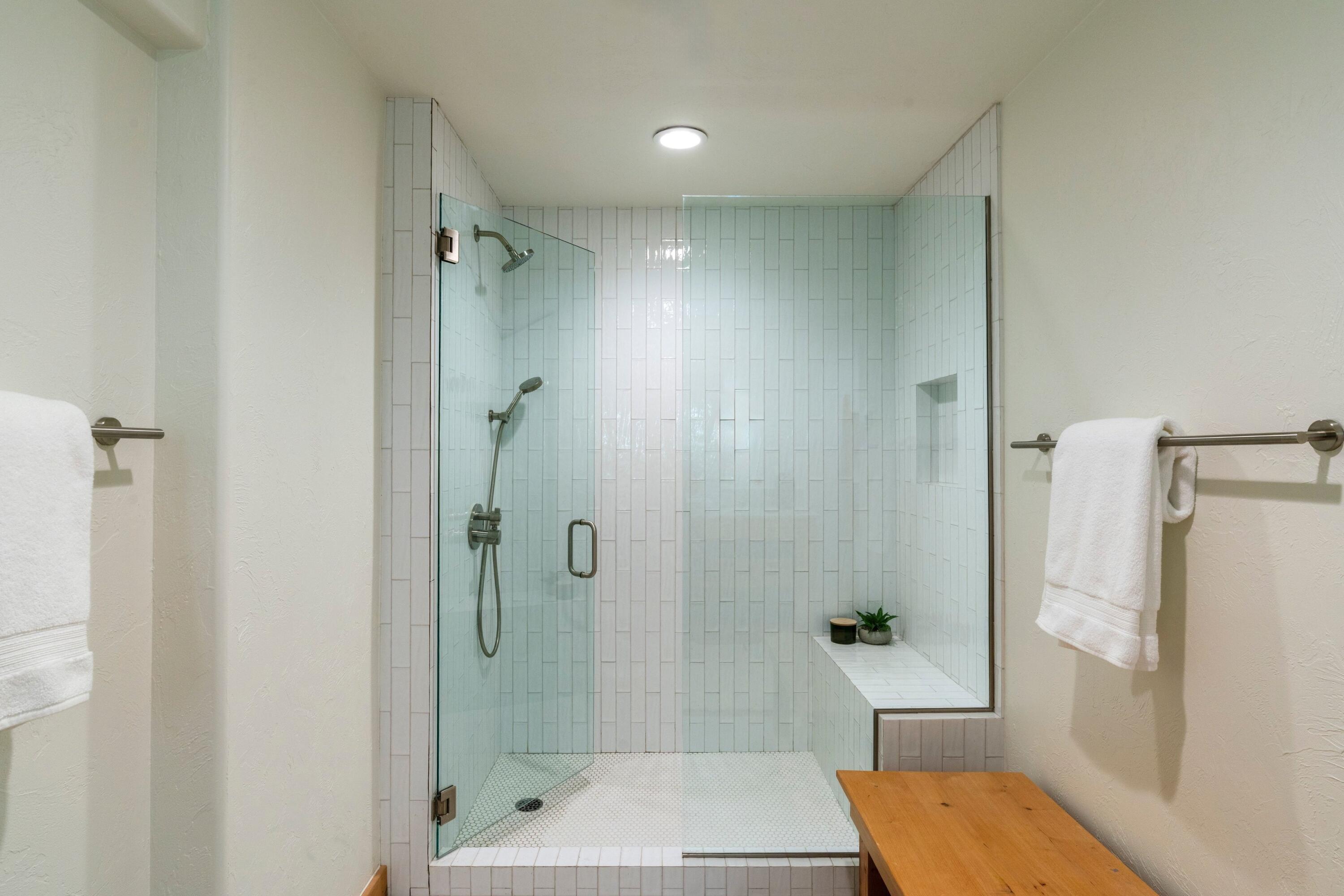 4007/4008 Bluff Condo Dr