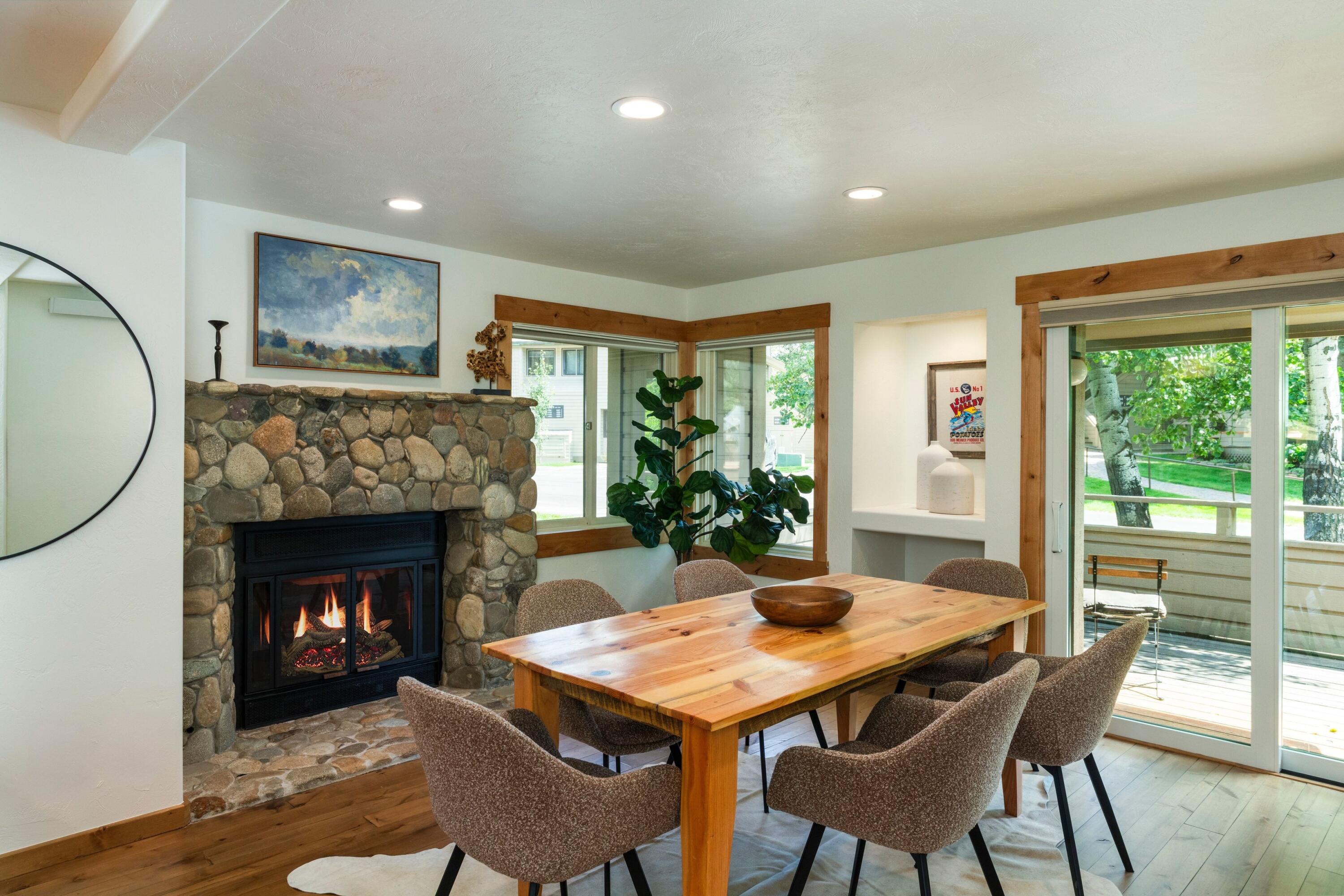 4007/4008 Bluff Condo Dr