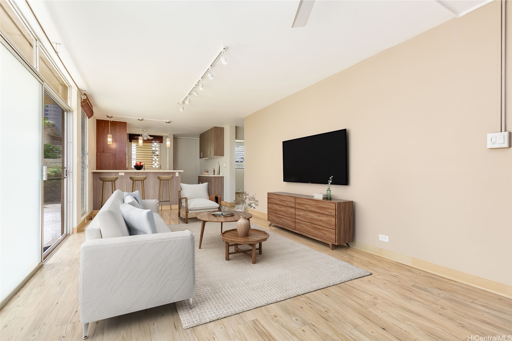 1323 Makiki Street A112