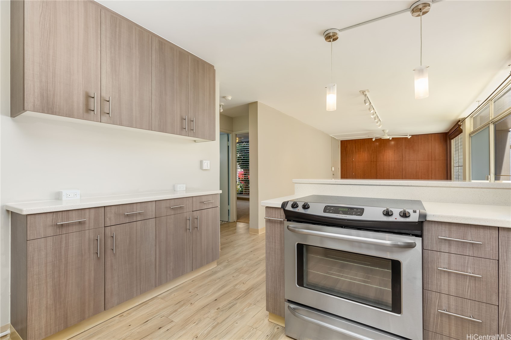 1323 Makiki Street A112