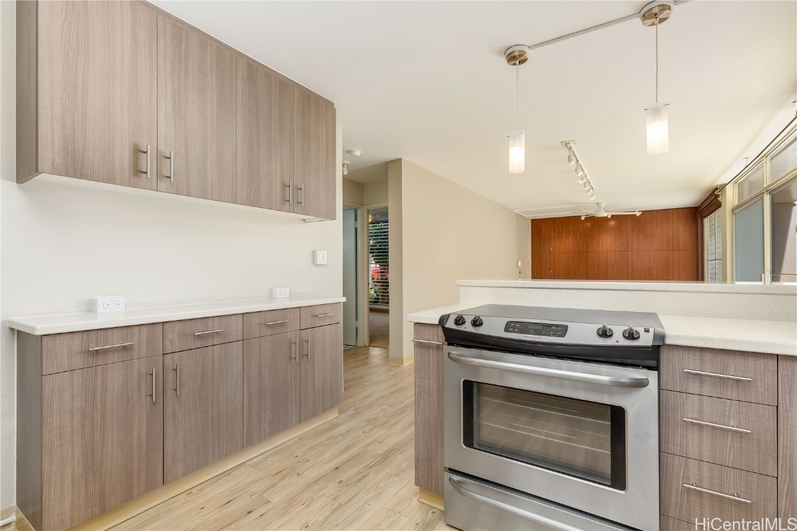 1323 Makiki Street A112