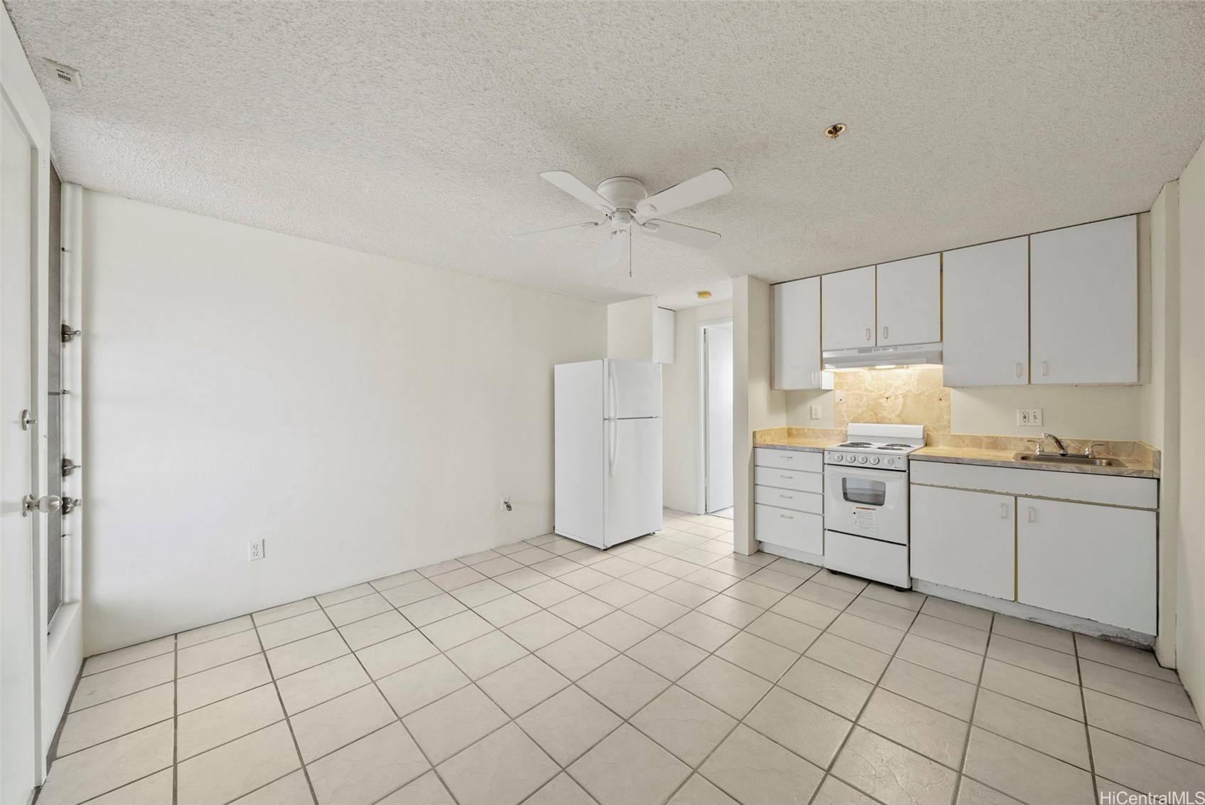 2860 Waialae Avenue 316