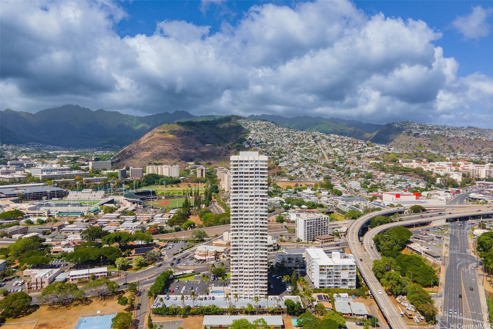 2825 South King Street 403