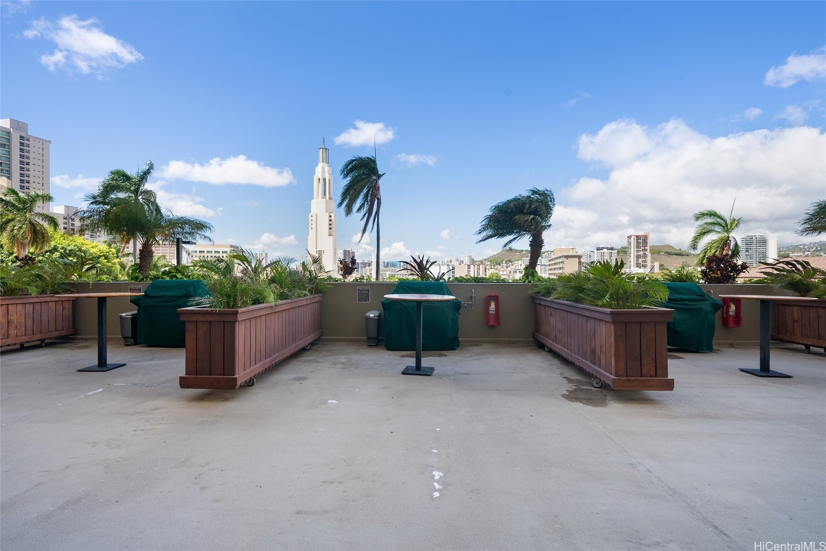 1212 Punahou Street 1502