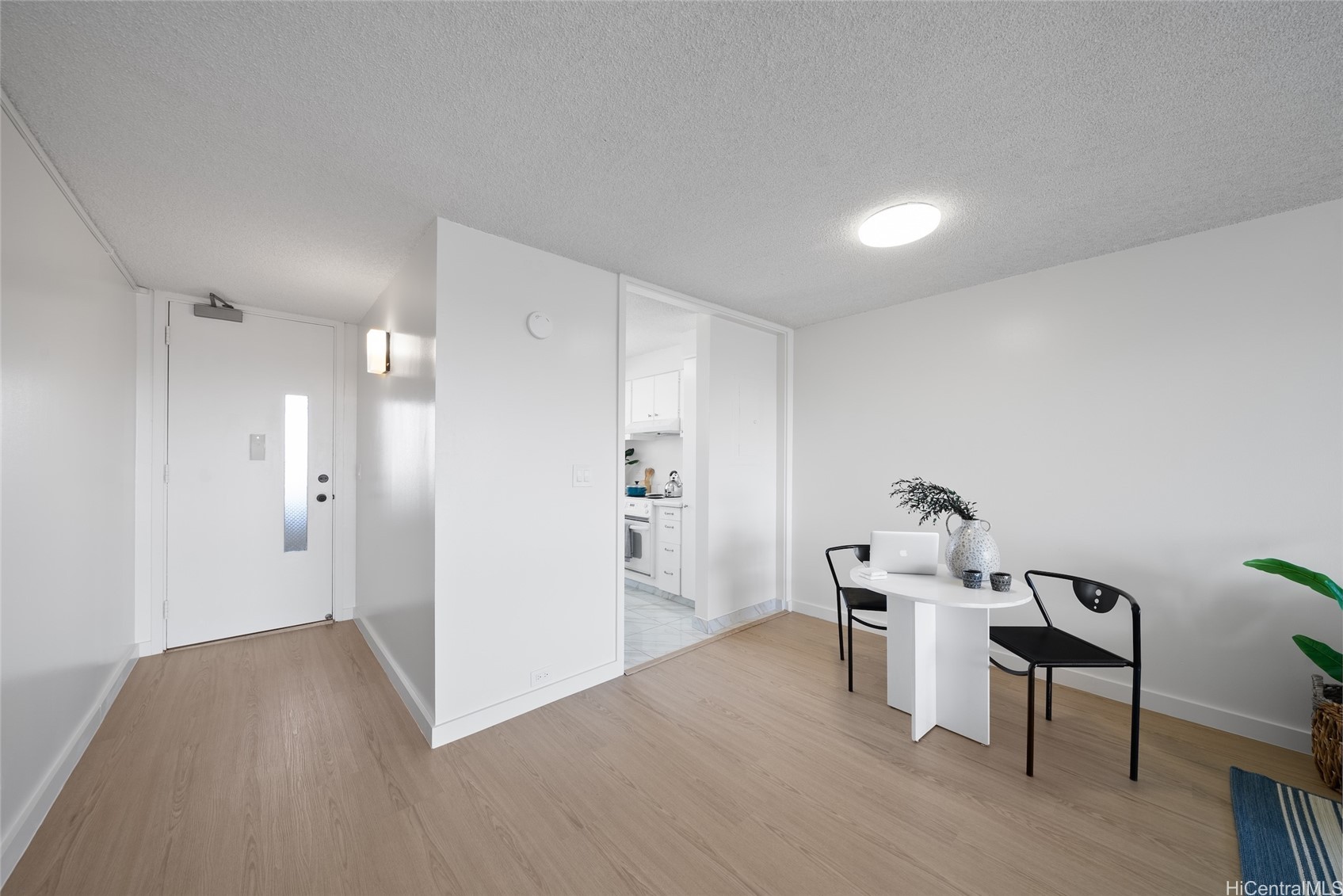 1212 Punahou Street 1502