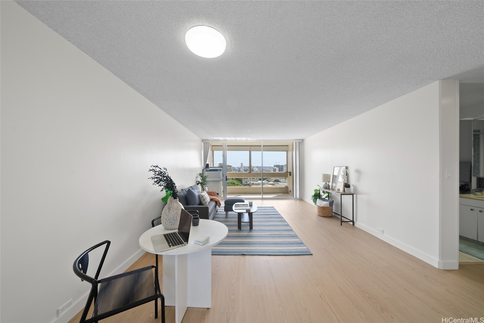 1212 Punahou Street 1502