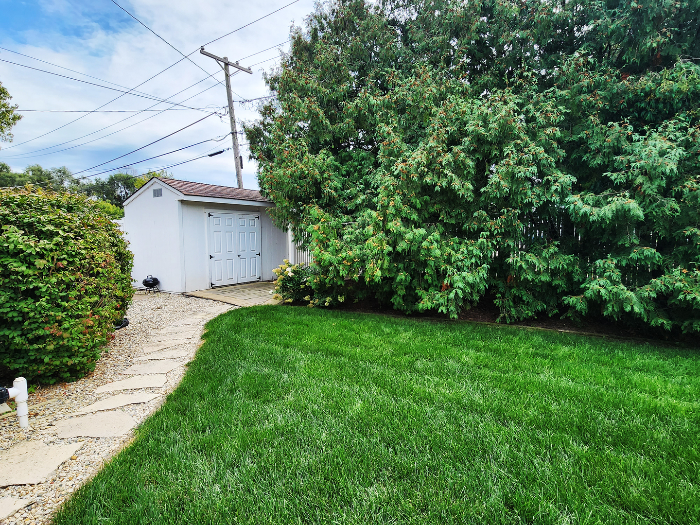 560 W Station Street