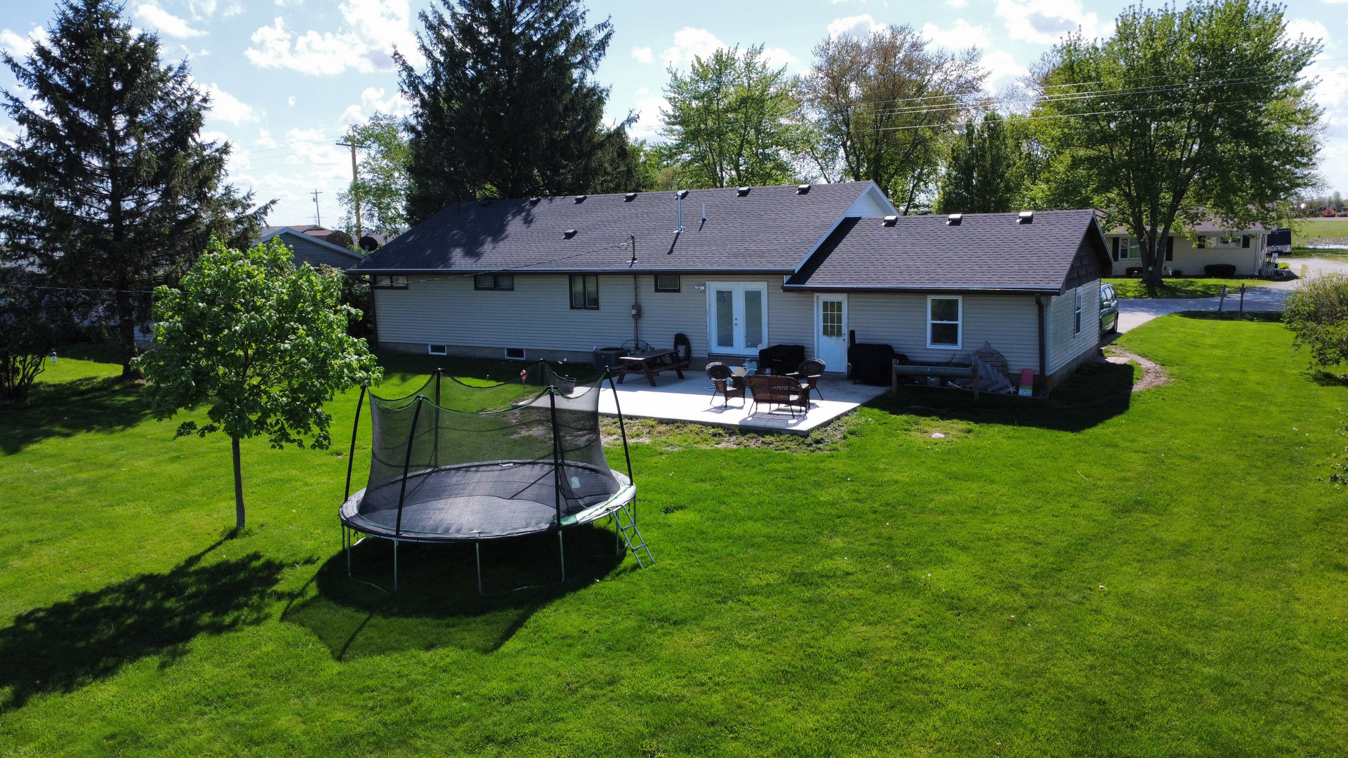 216 S Oppyville Road