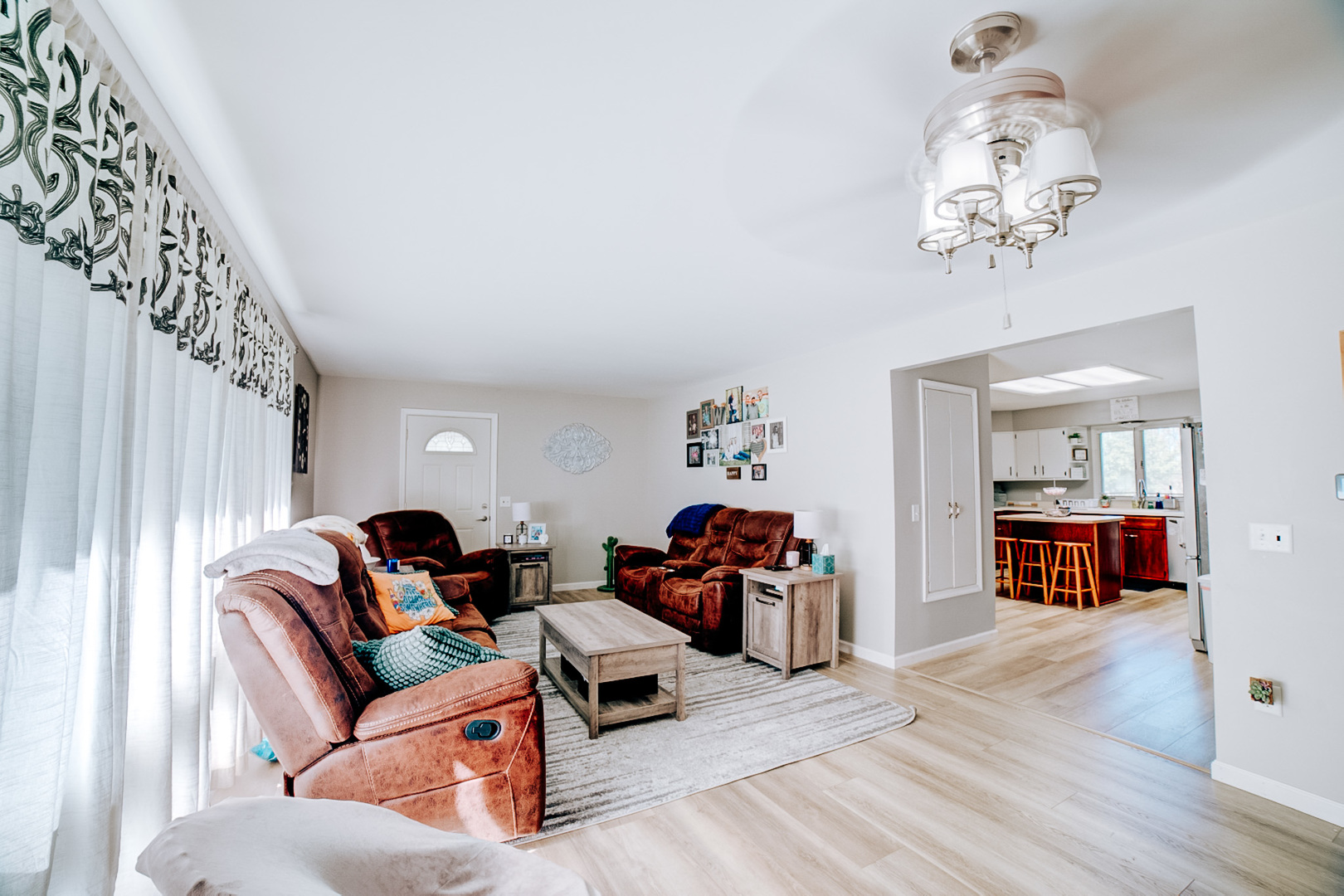 216 S Oppyville Road