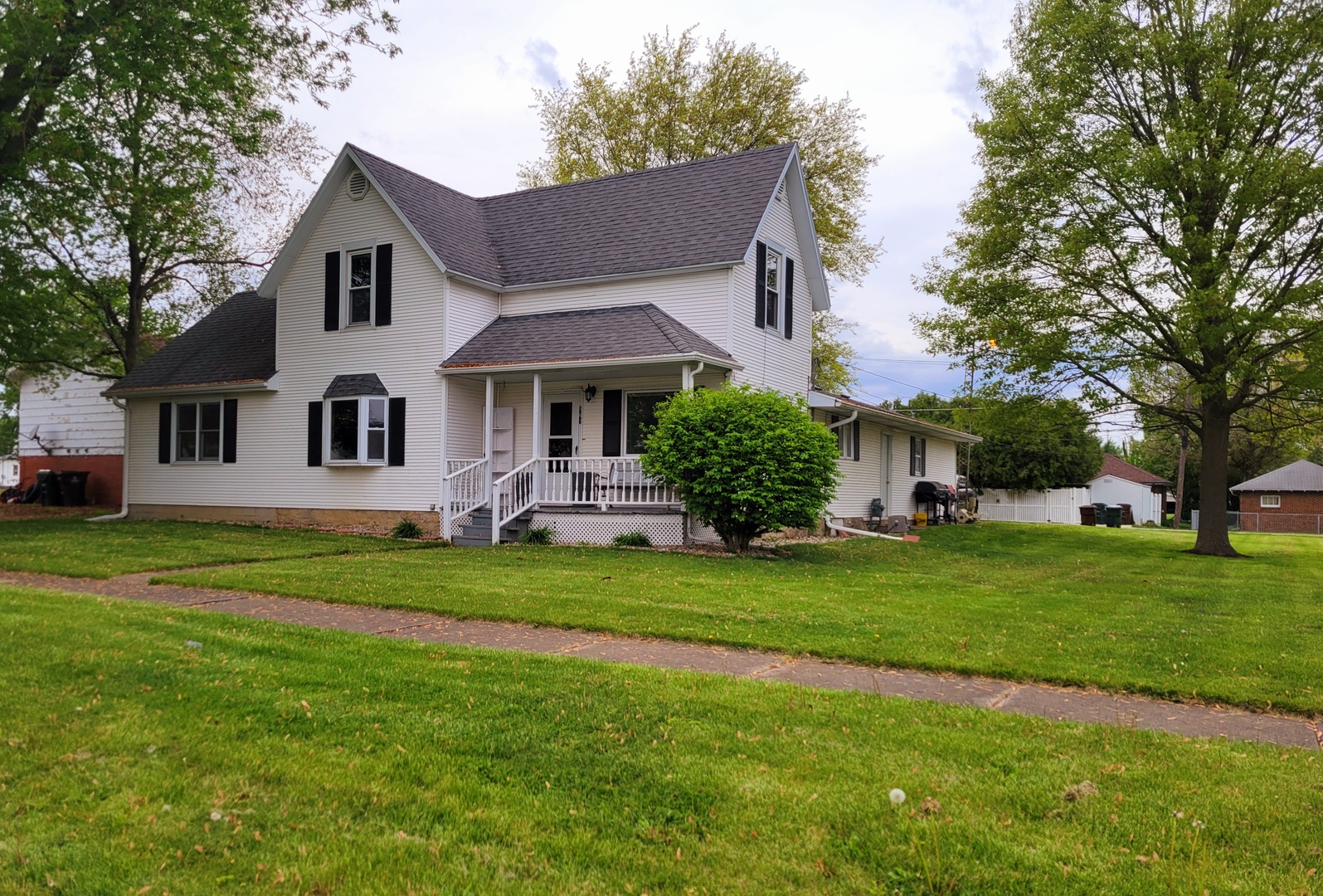 561 W Beaver Street