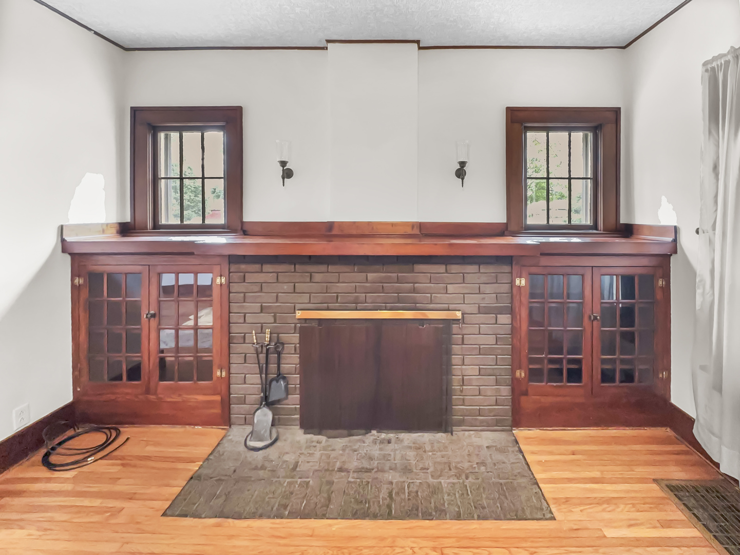 544 S 5th Street