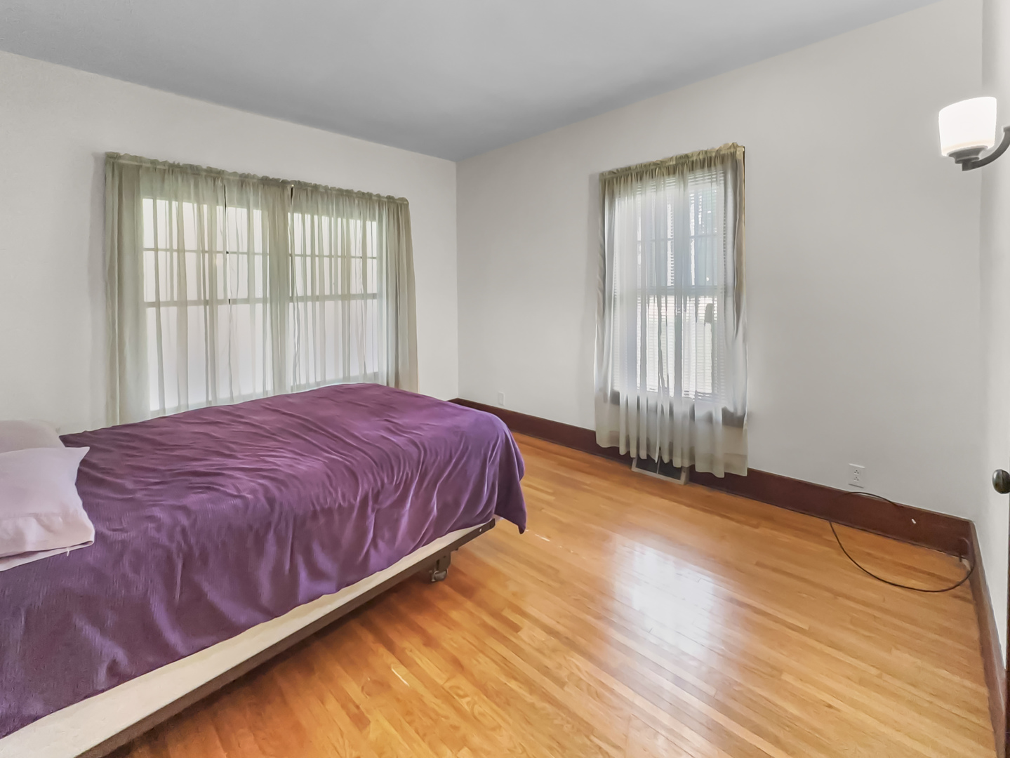 544 S 5th Street
