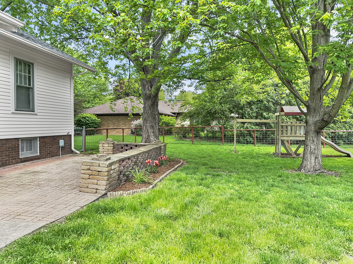 544 S 5th Street