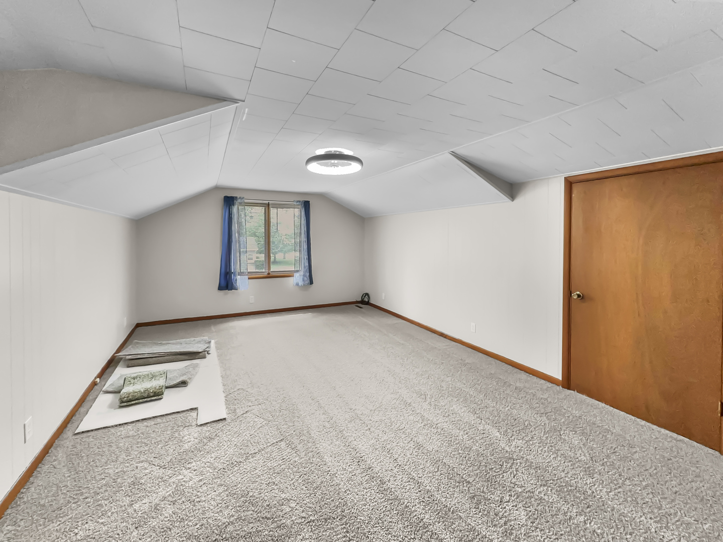 544 S 5th Street