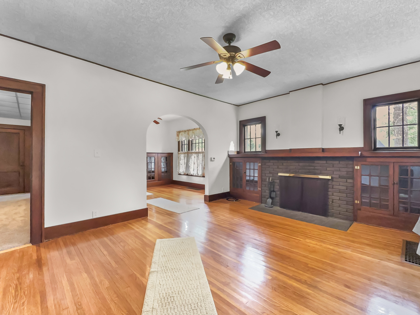 544 S 5th Street
