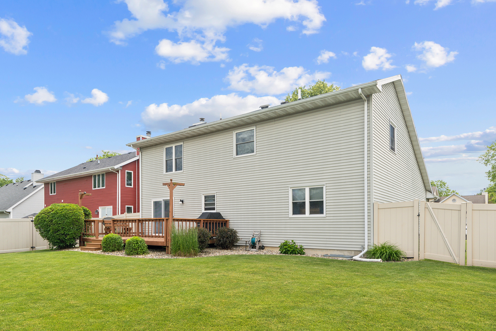 1198 Guinevere Lane
