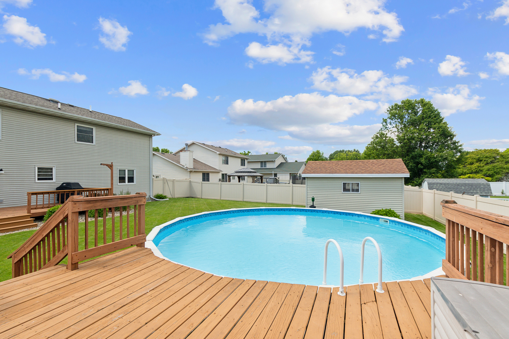 1198 Guinevere Lane