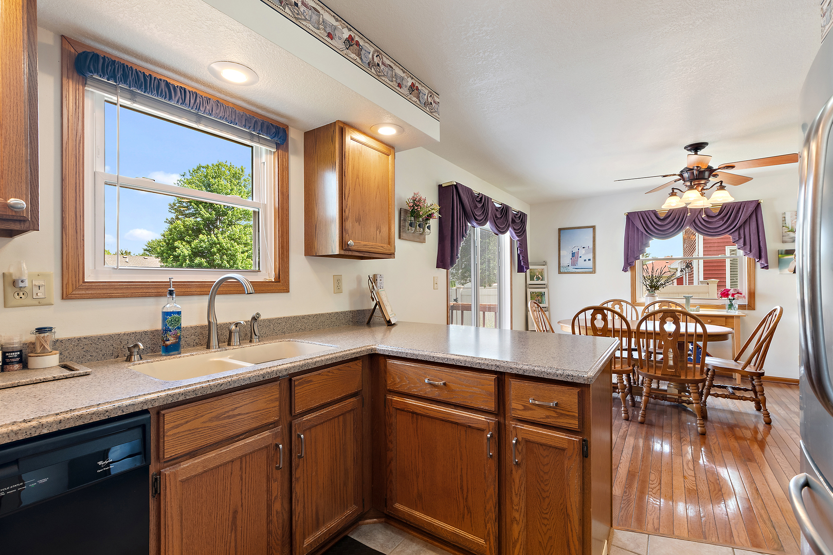 1198 Guinevere Lane