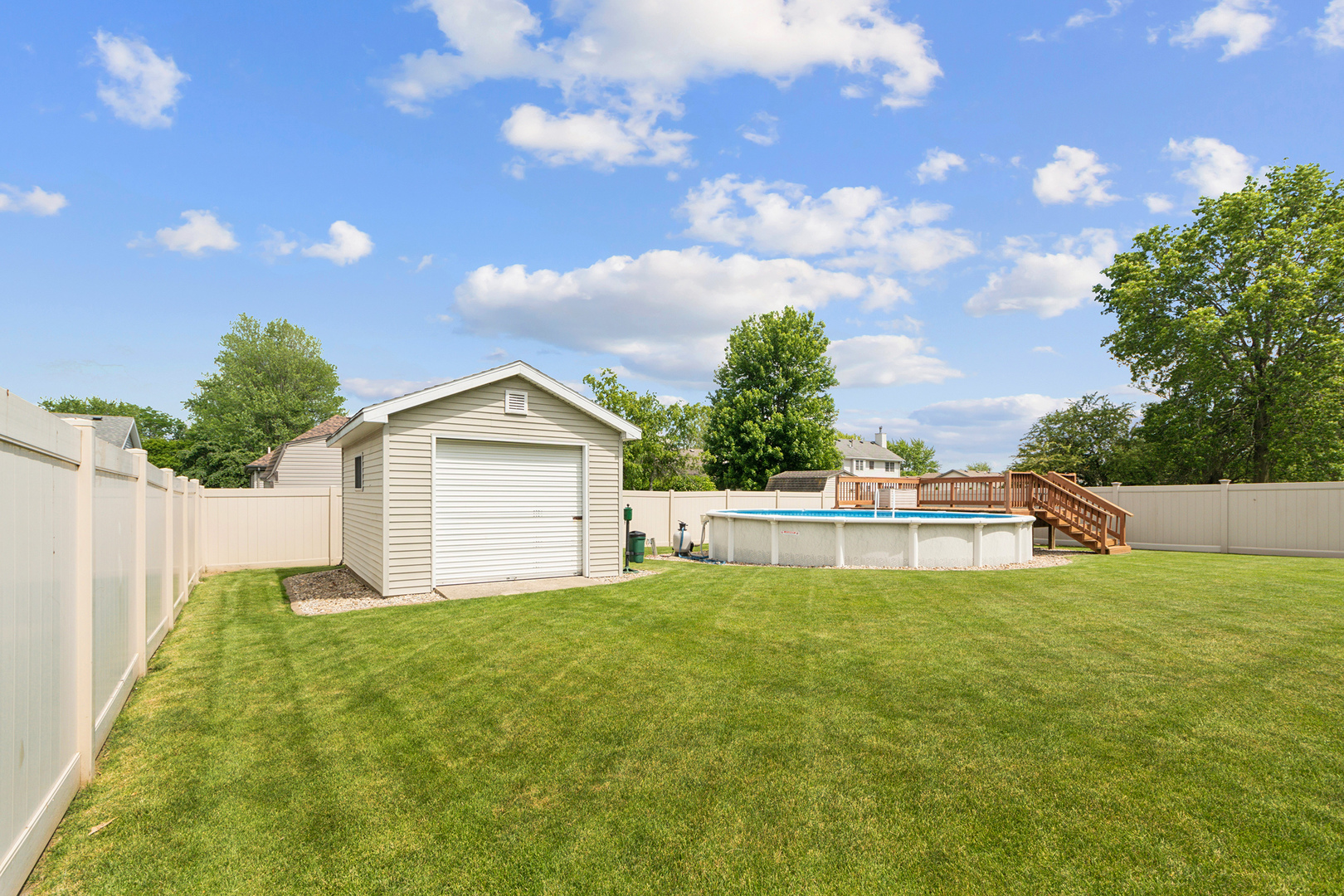1198 Guinevere Lane