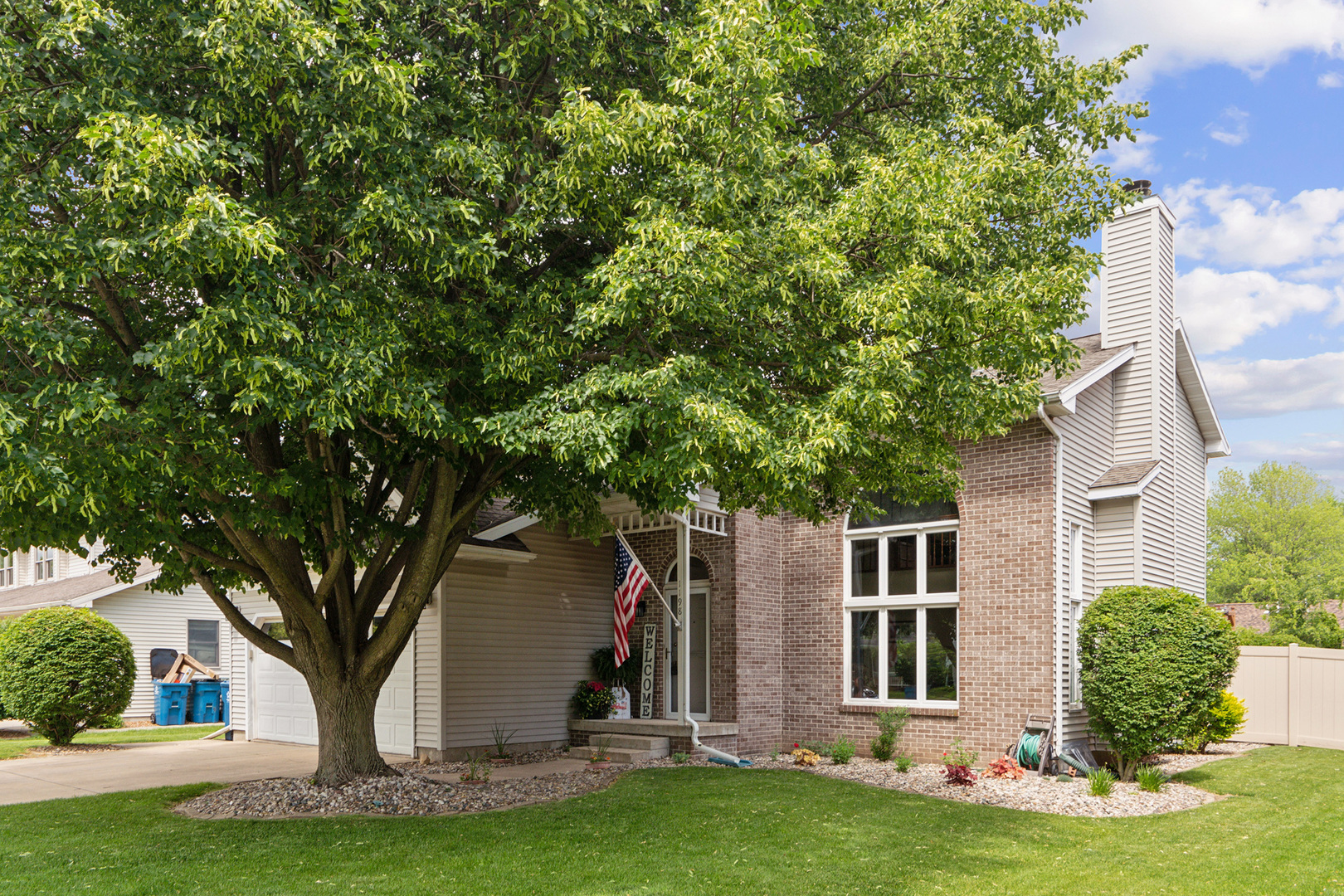 1198 Guinevere Lane
