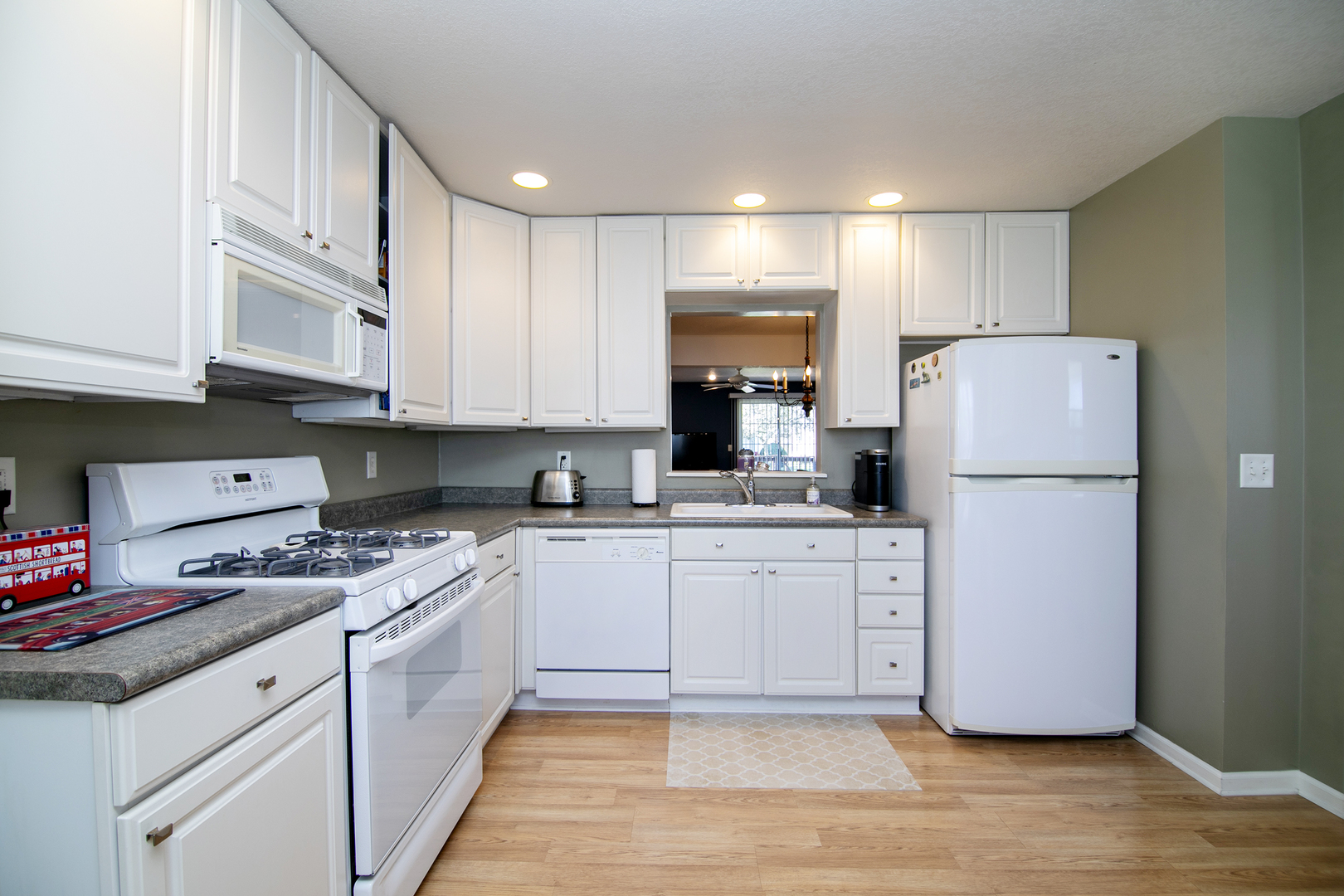 504 Huntington Court Unit: 504