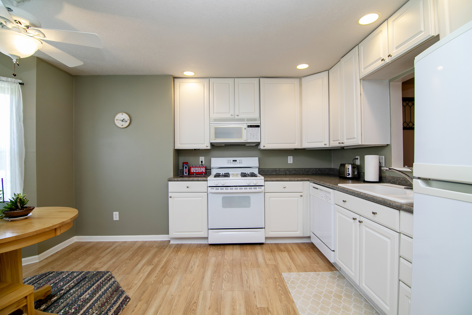 504 Huntington Court Unit: 504