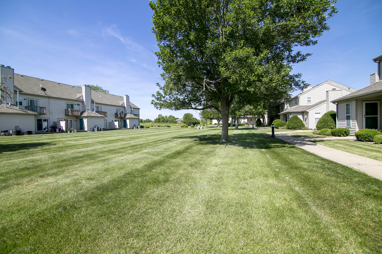 504 Huntington Court Unit: 504