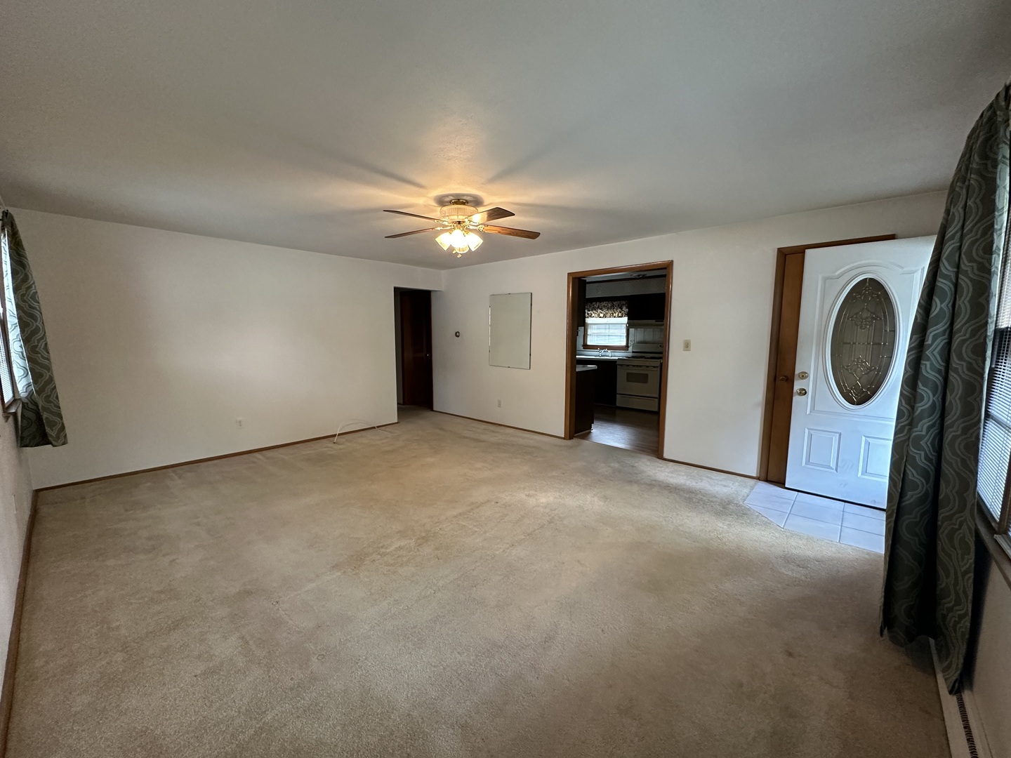 182 W Ray Street