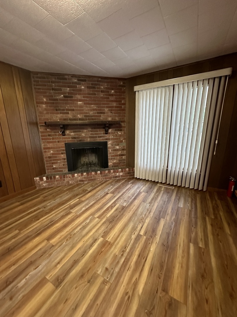 182 W Ray Street