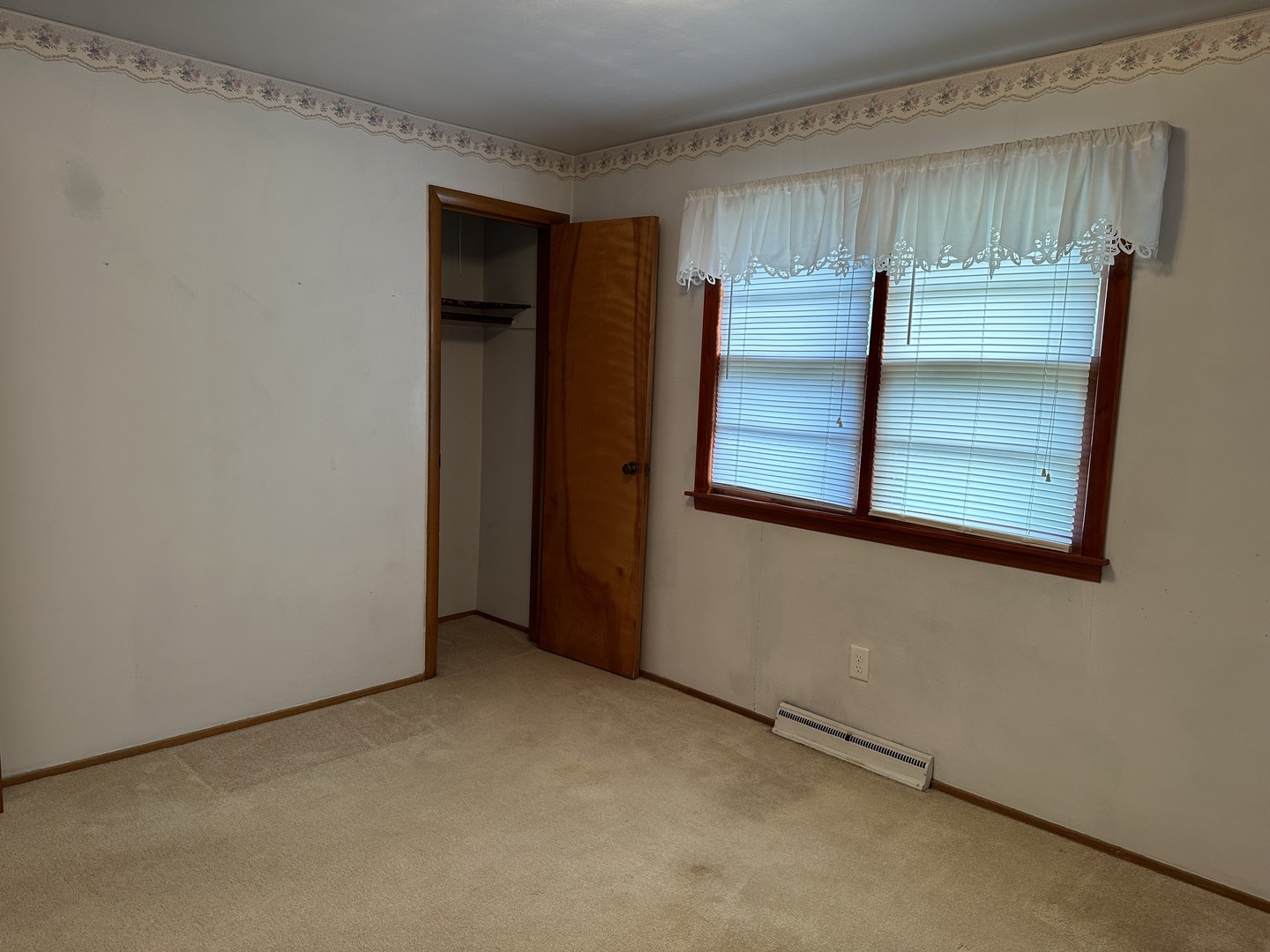 182 W Ray Street