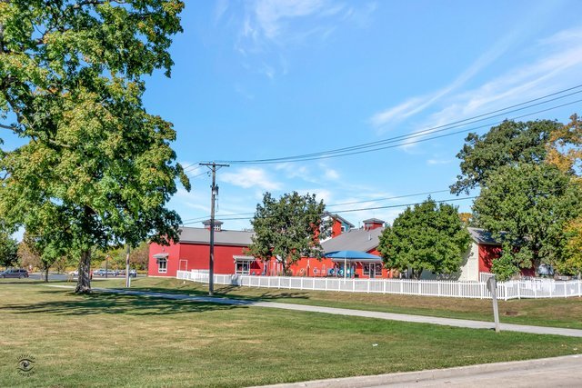 182 W Ray Street