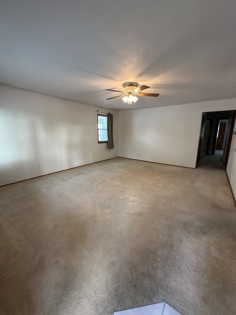 182 W Ray Street