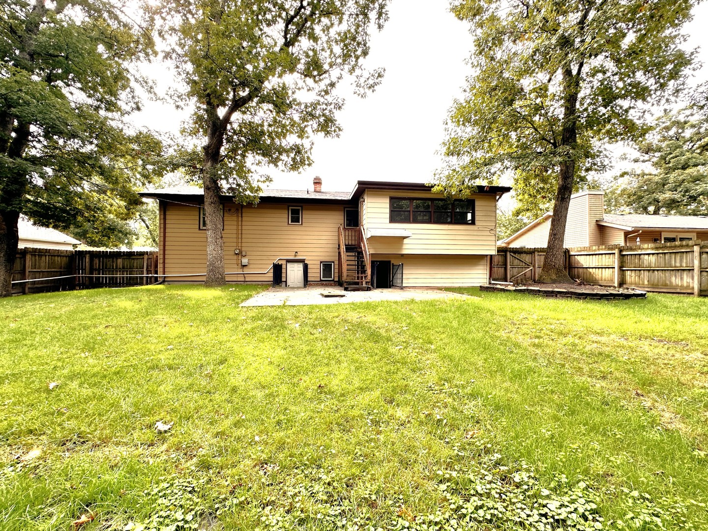 4655 W NANCY Drive