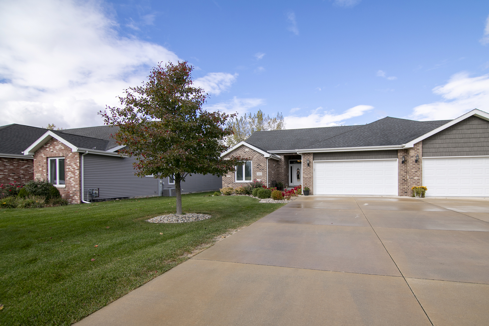 1013 Lincoln Drive