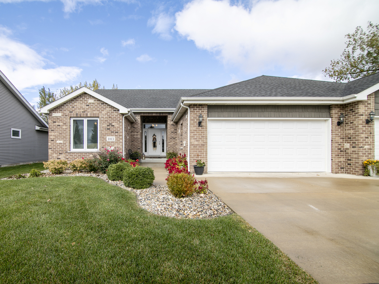 1013 Lincoln Drive