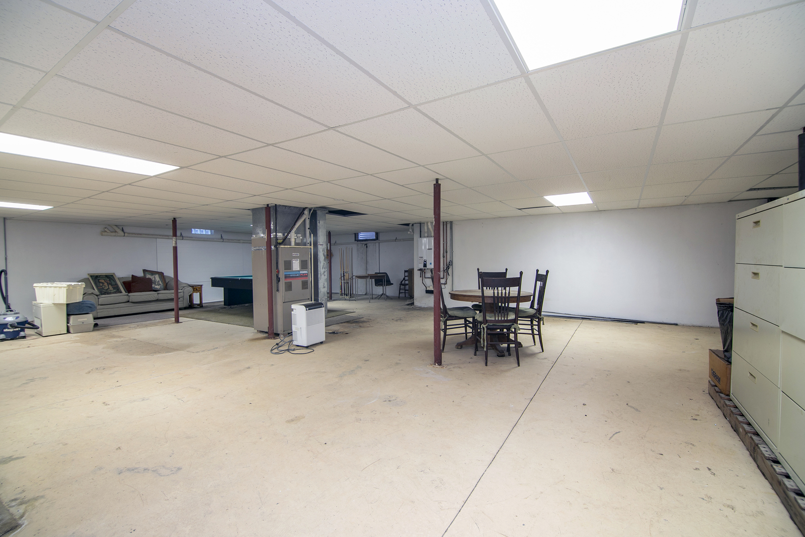 194 E Walnut Street