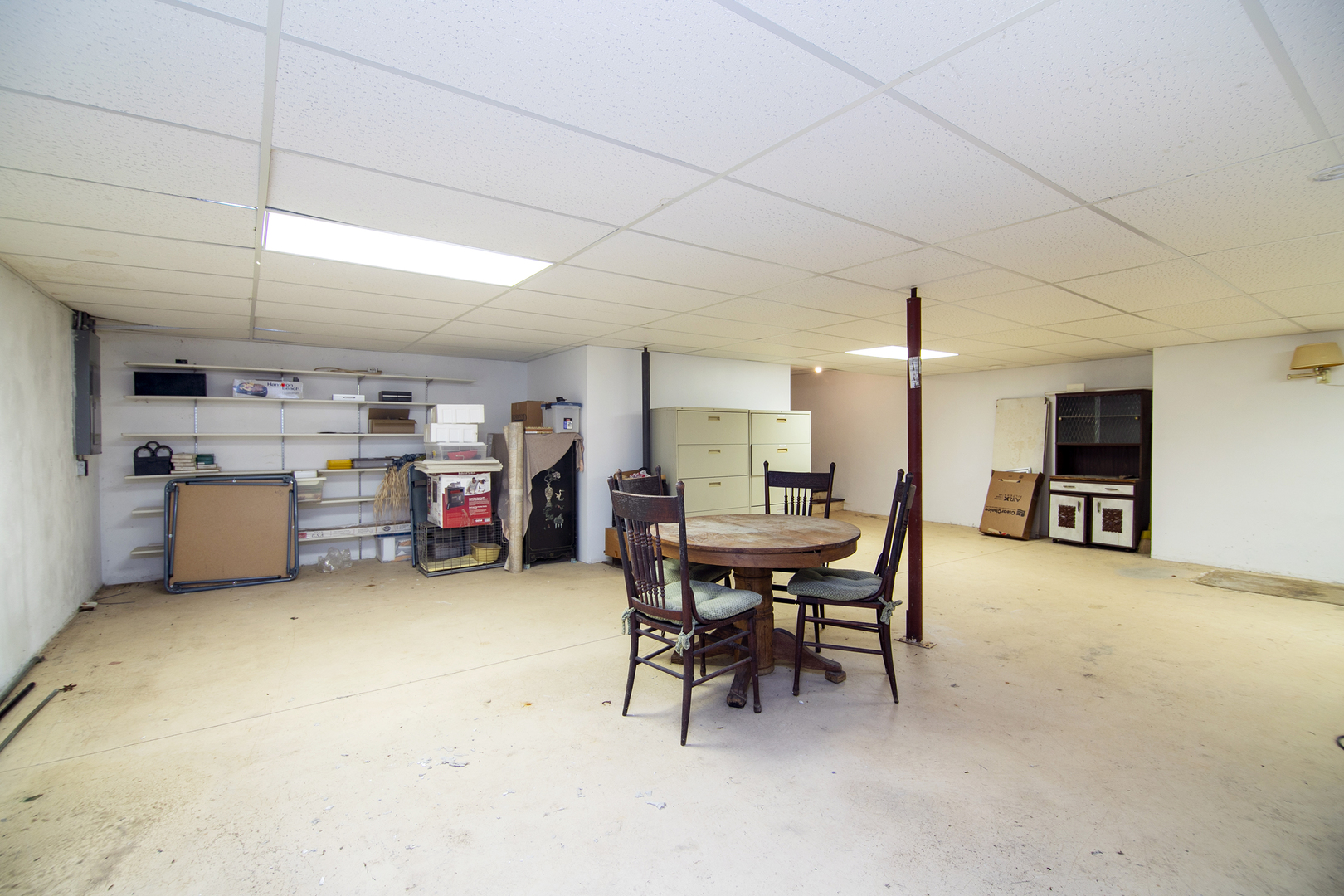 194 E Walnut Street
