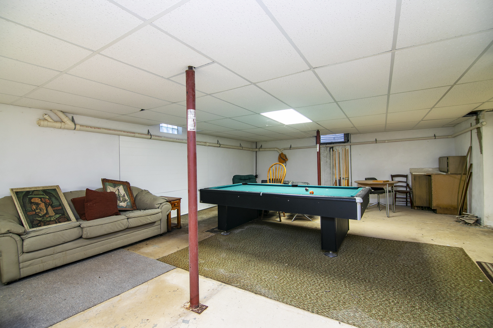 194 E Walnut Street